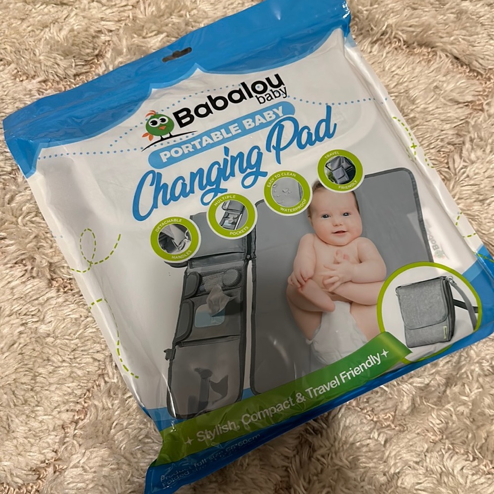 Babalou portable baby changing pad